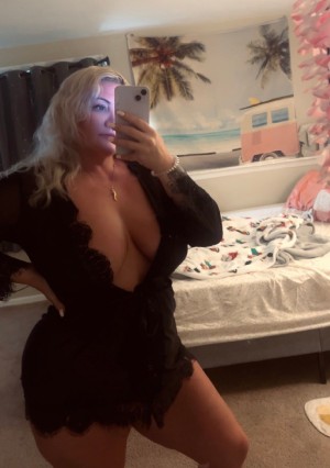 Xoitalgrl elizitalian Nude Leaks OnlyFans Photos #3
