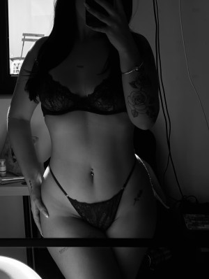 miaascardoso Nude Leaks OnlyFans Photos #4
