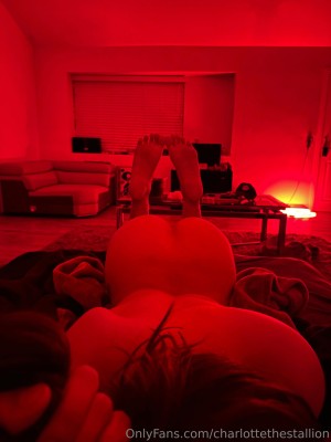 CharlotteTheStallion Charlotte Rae TheStallionFeet Nude Leaks OnlyFans Photos #5