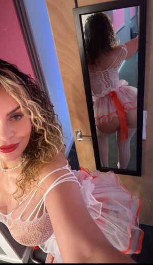 Brooksie Brooks Nude Leaks OnlyFans Photos #2