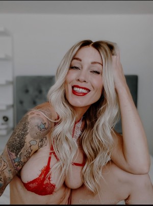 Wholesomefox JustJessvanfoxface OliviaFoxFace Nude Leaks OnlyFans Photos #1