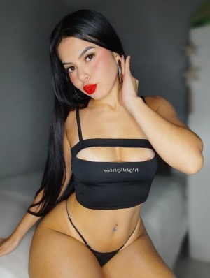 Layla Sexy Nude Leaks OnlyFans Photos #4