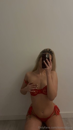 sanzii01 thewholemia itsmiadiary Nude Leaks OnlyFans Video #1