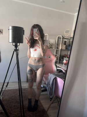 Andr0idg1rl Nude Leaks OnlyFans Photos #5