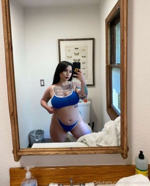 oliviaveexxx Nude Leaks OnlyFans Photos #2