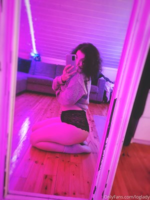 Loglady Crakie Fern Nude Leaks OnlyFans Photos #2