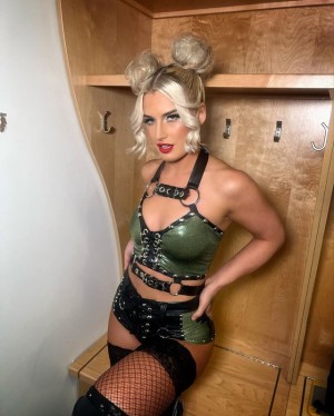 Toni Storm Nude OnlyFans Photos #5