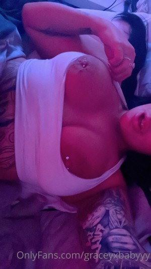 Graceyxbabyyy Livgreenwellll greenwell liv Nude Leaks OnlyFans Photos #6