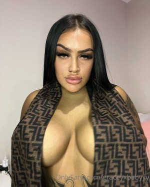 Graceyxbabyyy Livgreenwellll greenwell liv Nude Leaks OnlyFans Photos #11