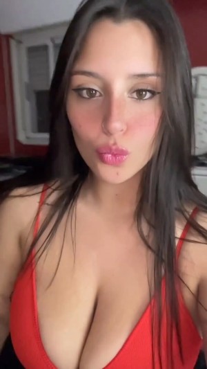 Dani Leiva danileivax Nude Leaks OnlyFans Photos #1