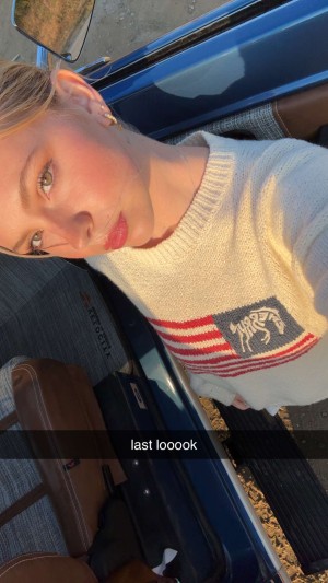 Jordyn Jones Nude Leaks OnlyFans Photos #1