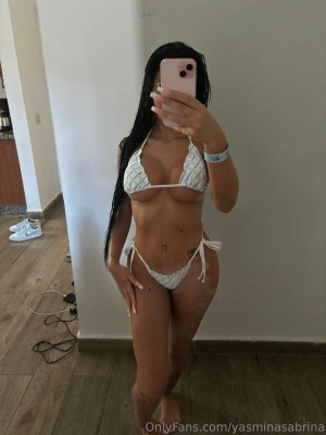 Yasmin Gribbon yasminasabrina yasminasabrin Nude Leaks OnlyFans Photos #2