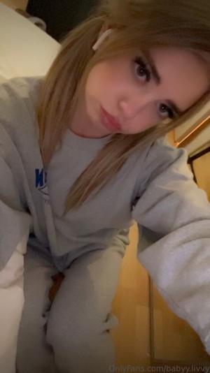 babyy livvy Nude Leaks OnlyFans Photos #3