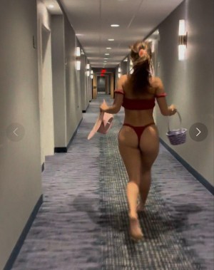 Jenny Popach Jenny Roselie Roselie Arritola Nude Leaks OnlyFns Photos #4