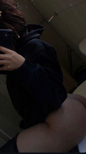 rubimya ruxmilk luxr red Nude Leaks OnlyFans Photos #2