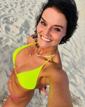 Julie Felton Nude Leaks OnlyFans Photos #6