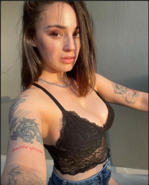 milk seyh Deniz Eris ddenizeriss Nude Leaks OnlyFans Photos #2