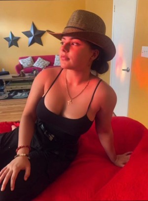 Raeleerudolph22 Nude Leaks OnlyFans Photos #12