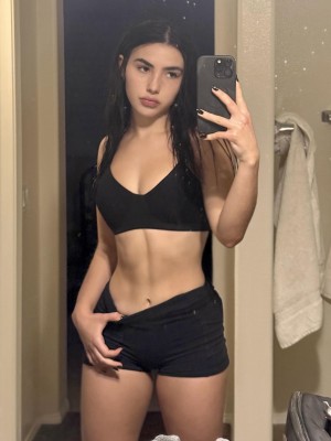 Andrea Botez Nude Leaks OnlyFans Photos #1