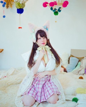 Yuriko Tiger Nude Photos #3