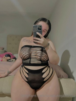 snobunnyblondie Nude OnlyFans Photos #2