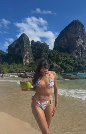 Saumya Gopal tallbrowng1raffe Nude Leaks OnlyFans Photos #1